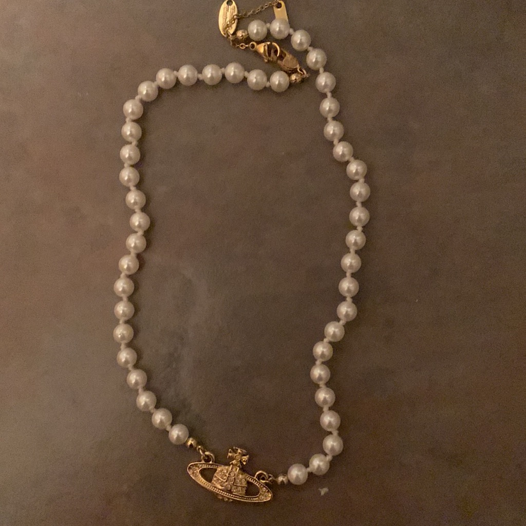 Vivian Westwood Authentic Pearl Necklace